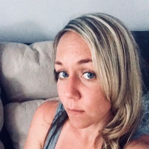 Meet your Posher, Carrie